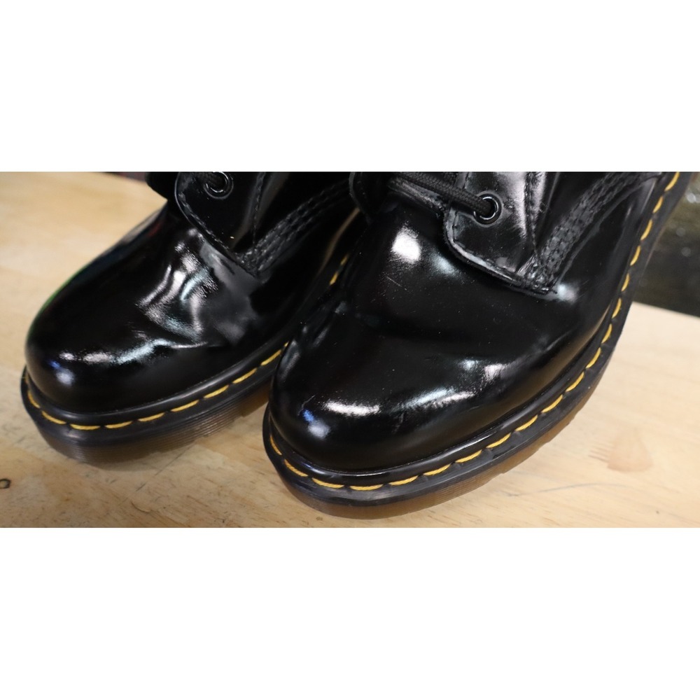 Dr. Martens Boots Womens Size 9 1480 Black Patent Leather Lace Up 8-Eye - Picture 4 of 11